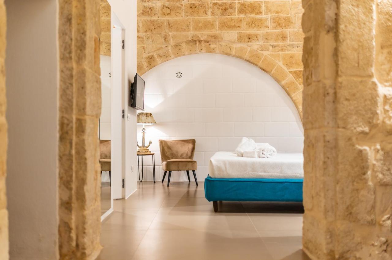 B&B A C-Caste Monopoli Eksteriør bilde